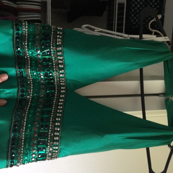 Sheri Hill Prom Dress Green - Picture 2 of 9